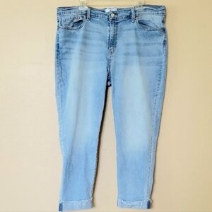 Denizen From Levi's Lightwash Cuffed Boyfriend Denim Jeans - Size 18